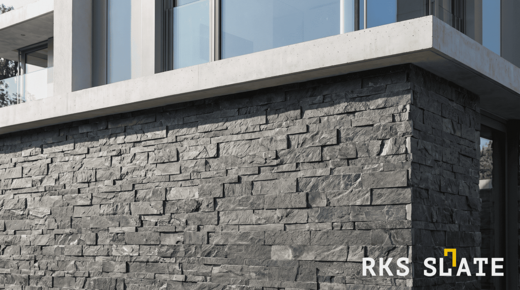 Фасадный колотый камень RKS SLATE для цоколя - Сланец Black Slate Modern