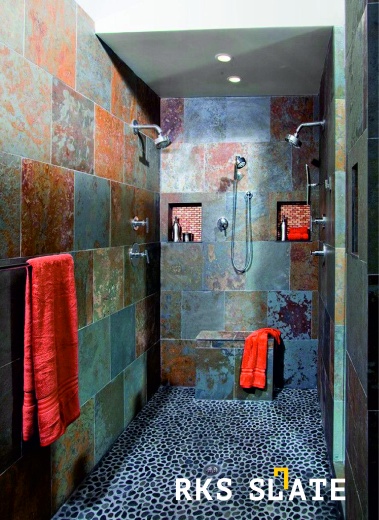 Плитка из натурального камня мультиколор Сланец RKS SLATE Brazil Multicolor Natural в интерьере ванной комнаты