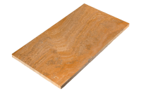 Натуральная облицовочная плитка из травертина Yellow Vein Cut с теплым бежевым фоном и золотистыми прожилками в интерьере гостиной