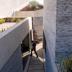 Облицовочный камень стены RKS SLATE Сланец Black Waterfall Pencil