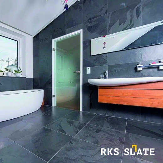 Сланец RKS SLATE Brazil Black Natural в интерьере ванной комнаты