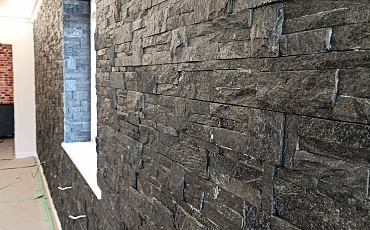 Современный акцент в интерьере с помощью 3D панелей RKS SLATE Кварцит Black Quartz Modern