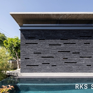 Натуральный облицовочный камень RKS SLATE Сланец Black Waterfall Pencil