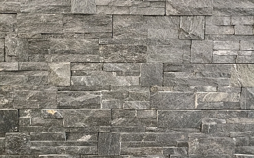 Современный акцент в интерьере с помощью 3D панелей RKS SLATE Кварцит Black Quartz Modern