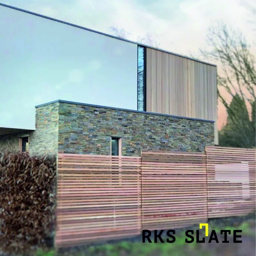 сланец мультиколор на фасаде дома