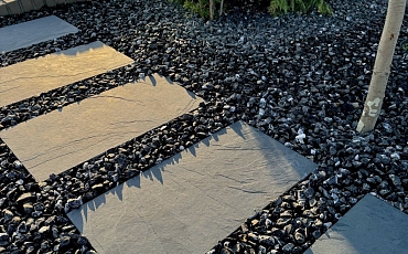 камень натуральный сланец черный